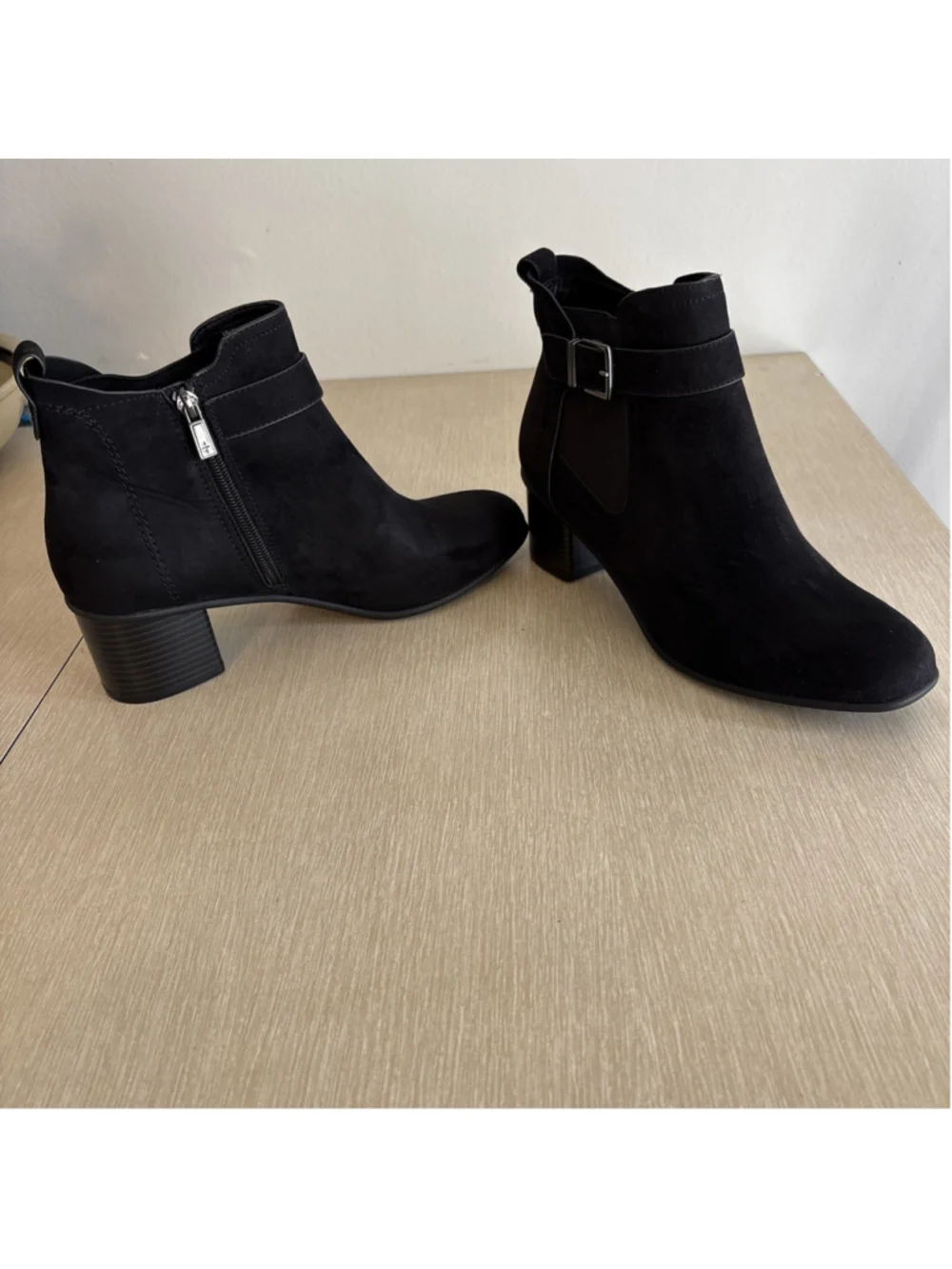 Kenneth Cole Blk Suede Ankle Boots Women 9.5 Block Heel Buckle Strap 1167